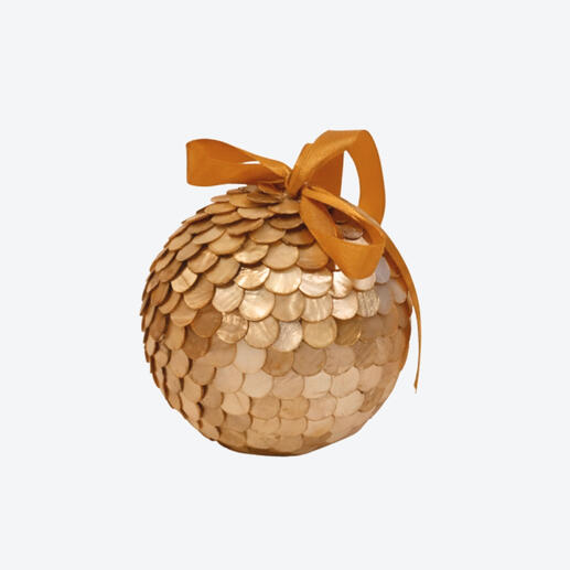 Capiz Die Cut Ball Gold 9cm - ₱400.00